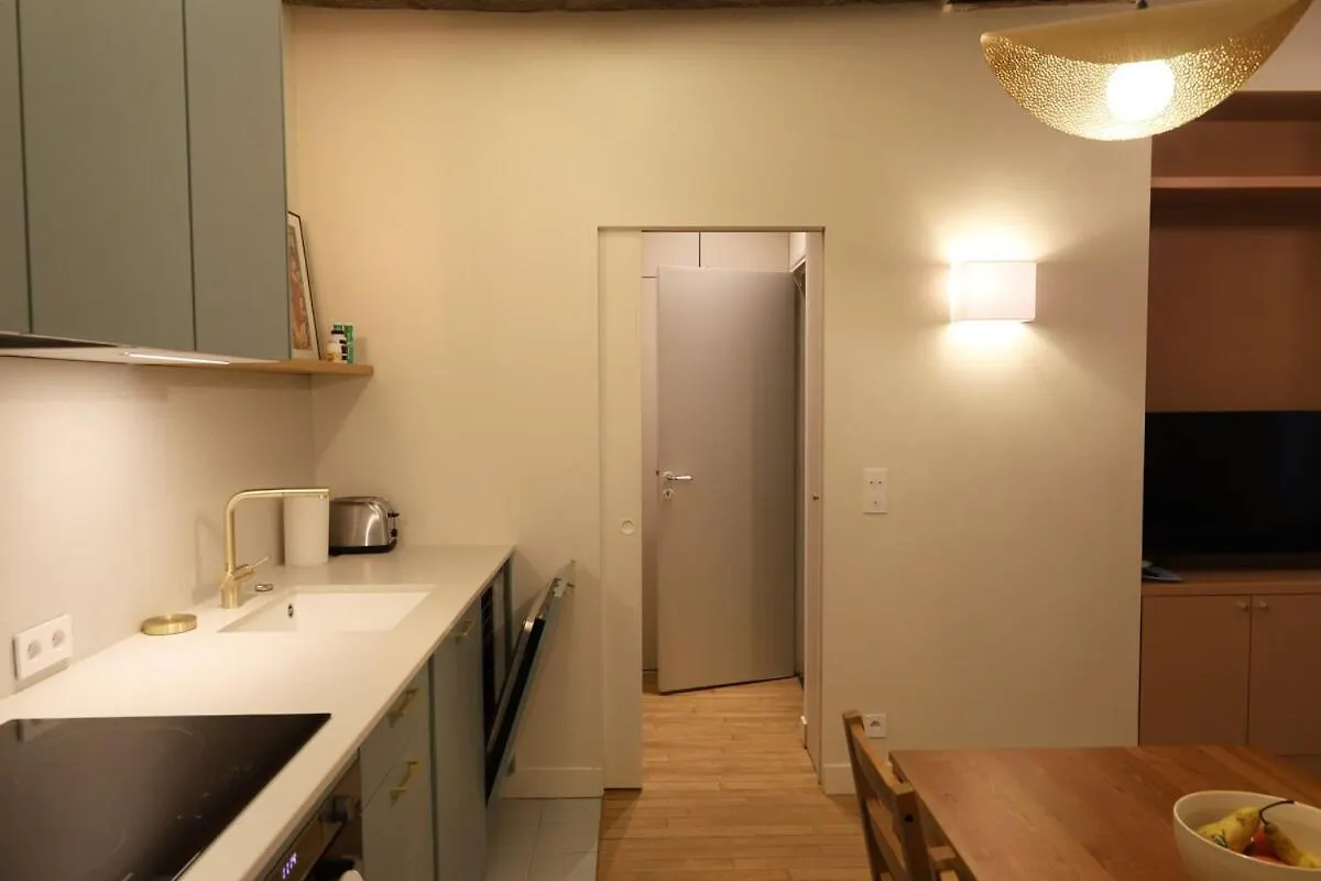 דירה פריז Bel Appartement Renove Dans Le Marais